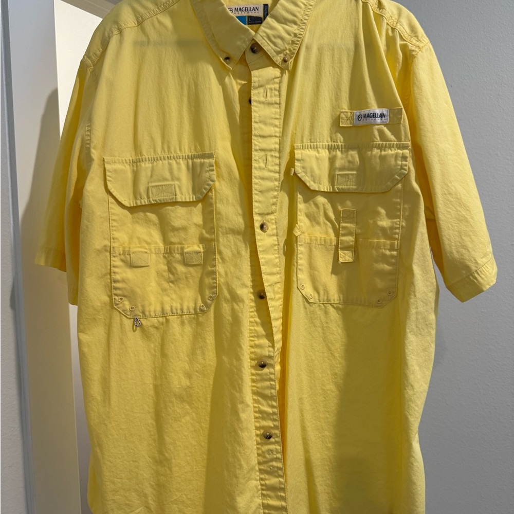 Magellan Outdoors Yellow Short Sleeve Shirt